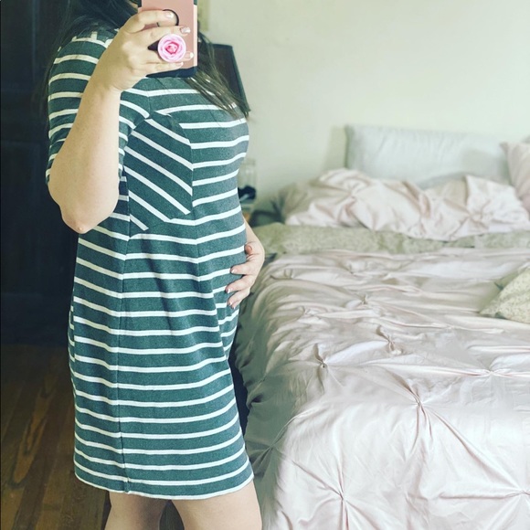 Old Navy Grey and white striped Maternity Dress - Picture 3 of 6